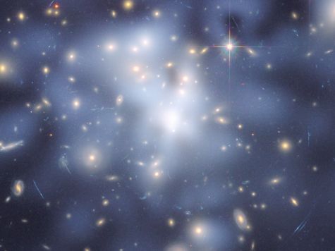 visualization of dark matter in abell 1689 cluster