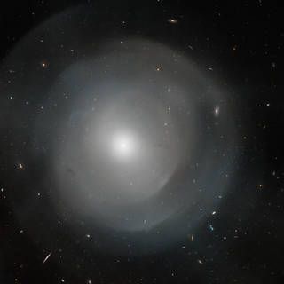 Hubble Peers Through Giant Elliptical’s Layers