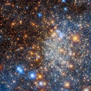 Hubble Sees Glittering Globular Cluster Embedded Inside Our Milky Way