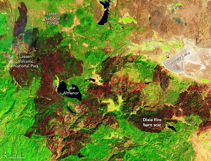 False-color Landsat 8 satellite image of burn scar from Dixie Fire