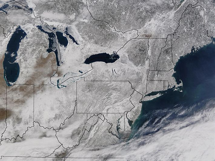 Satellite image of snowcover over MidAtlantic-New England